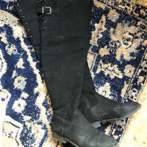 Black Express boots